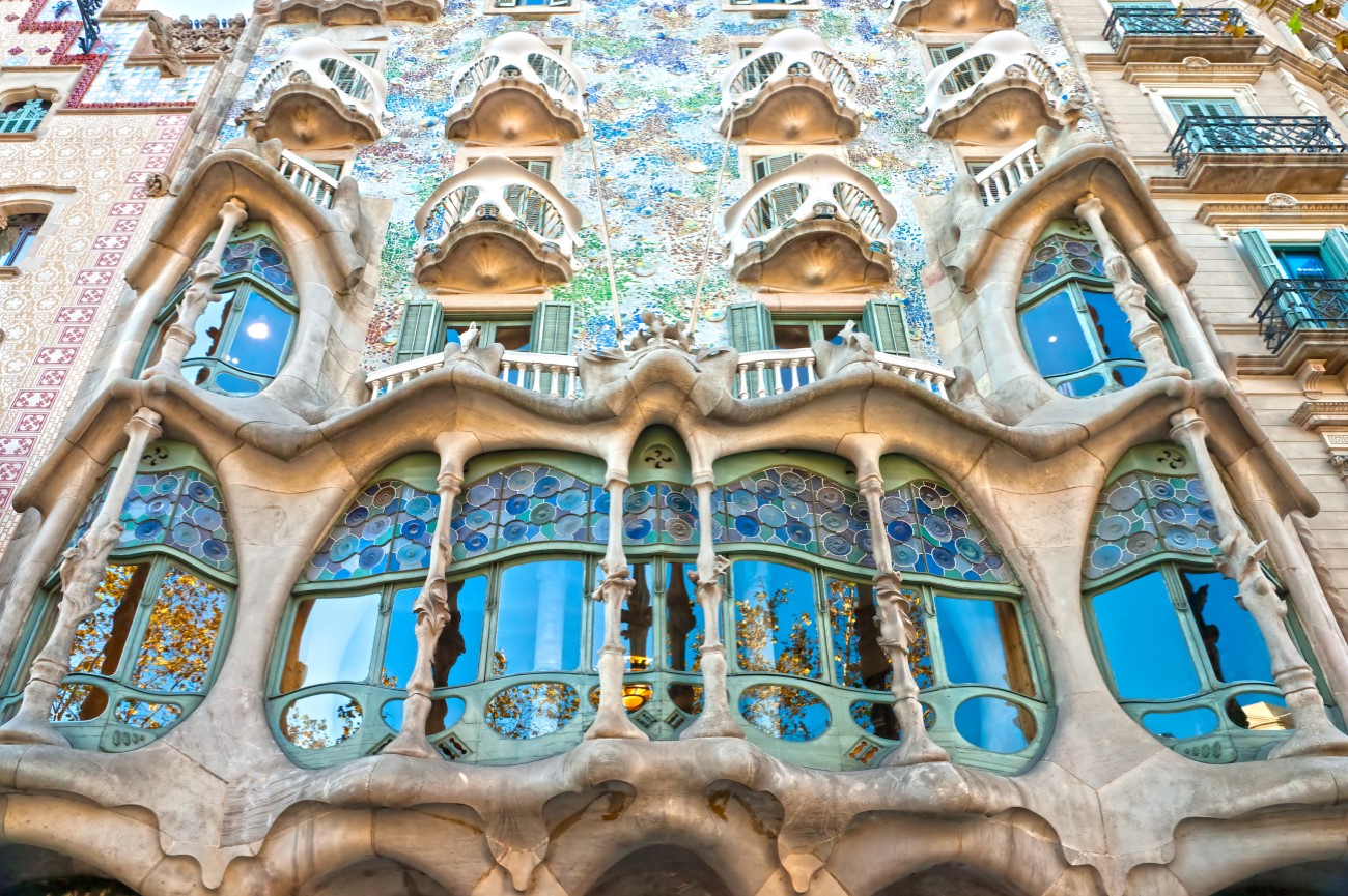 Casa Batlló, also could the house of bones, designed by Antoni Gaudi, Barcelona, Spain