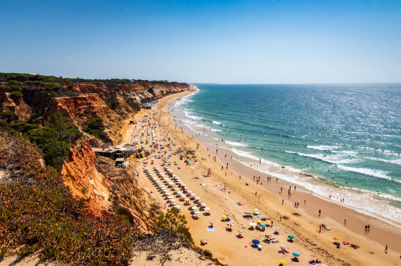 Praia da Falesia: una de las mejores playas del mundo